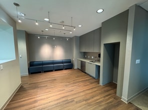 150 W Jefferson Ave, Detroit, MI for lease Interior Photo- Image 2 of 7