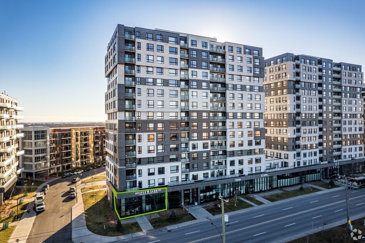 6848-6890 Boul Newman, Montréal, QC for lease Building Photo- Image 1 of 5