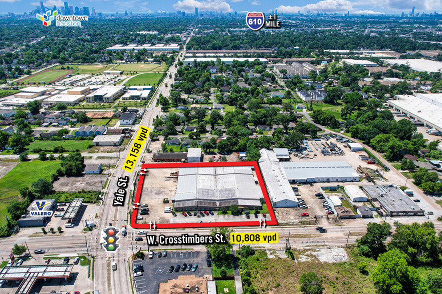 125 W Crosstimbers St, Houston, TX for sale - Building Photo - Image 1 of 13