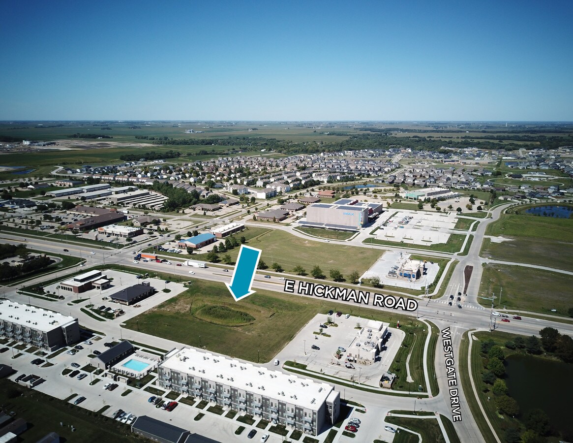 400 E Hickman Rd, Waukee, IA 50263