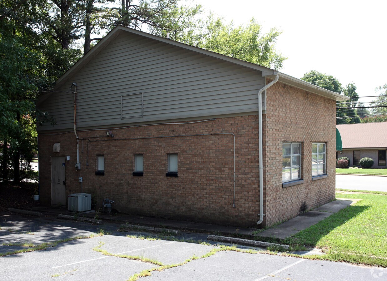 228 Statesville Blvd, Salisbury, NC 28144