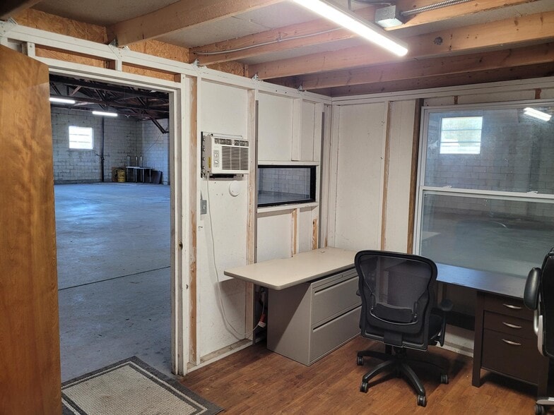 705 Mabry St, Tallahassee, FL for lease - Building Photo - Image 2 of 5