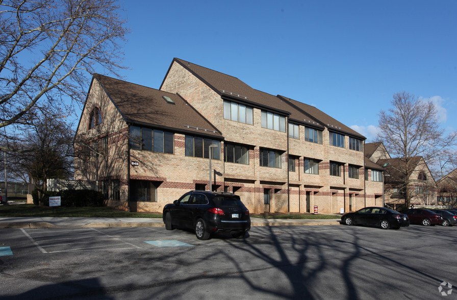 849 Quince Orchard Blvd, Gaithersburg, MD for sale - Building Photo - Image 1 of 1