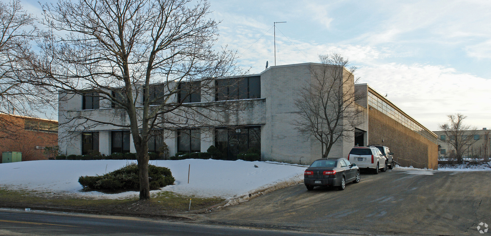 65 Oser Ave, Hauppauge, NY for lease Primary Photo- Image 1 of 5