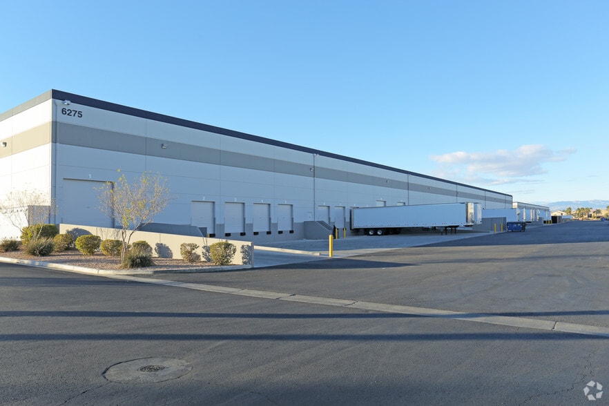 6275 S Sandhill Rd, Las Vegas, NV for lease - Building Photo - Image 2 of 6