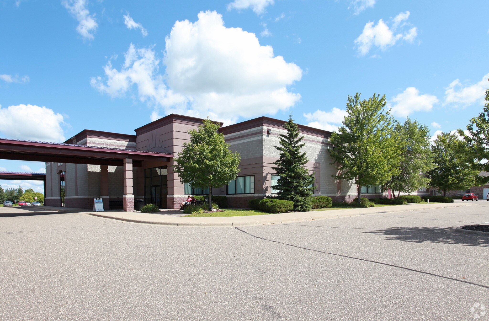 13545 Martin St NW, Andover, MN for sale Primary Photo- Image 1 of 1