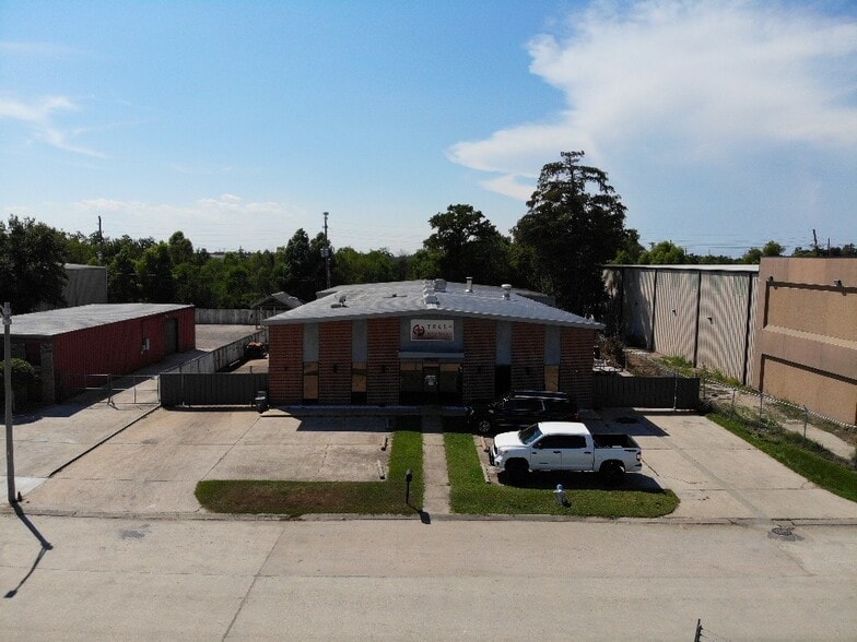 4400 Poche Ct W, New Orleans, LA for sale - Building Photo - Image 1 of 19