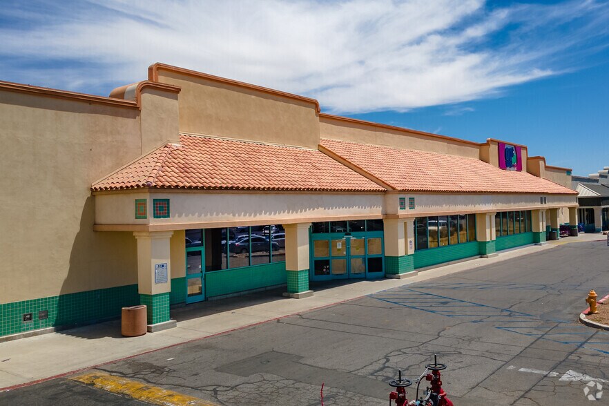 20220 US Highway 18, Apple Valley, CA 92307 Rancherias Plaza