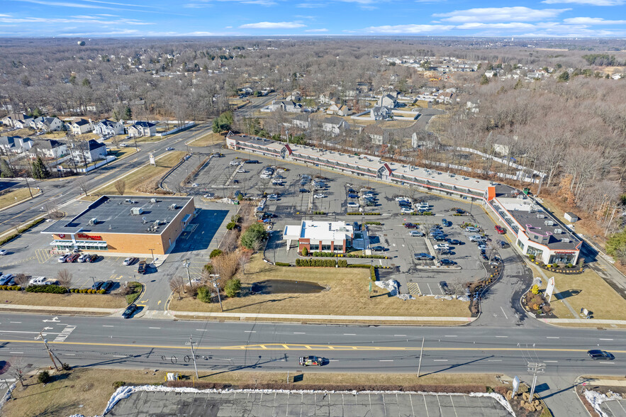 345 Matawan Rd, Matawan, NJ for lease - Building Photo - Image 2 of 23