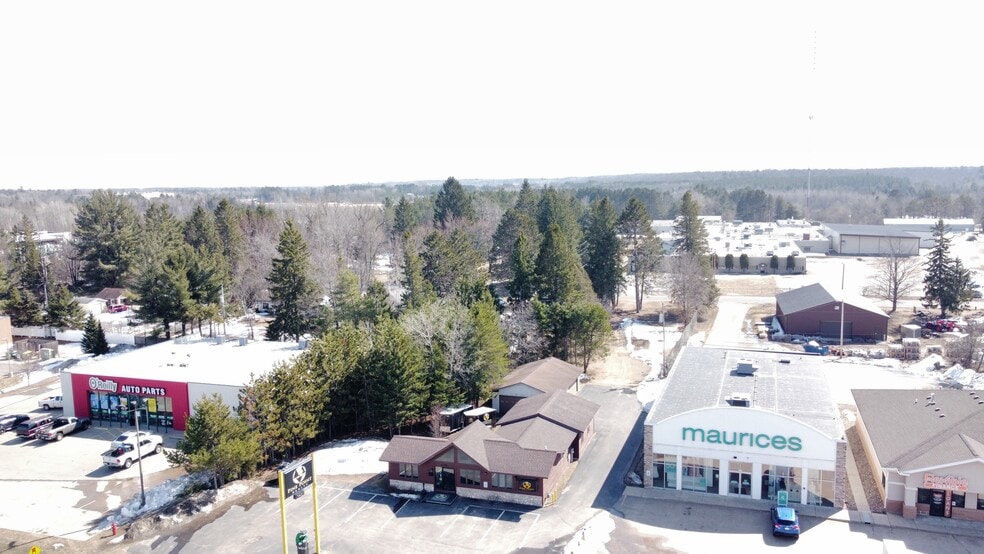 1226 Lincoln St, Rhinelander, WI for sale - Building Photo - Image 1 of 29