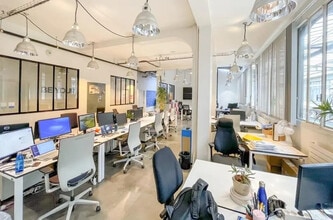 18 Rue Du Faubourg Du Temple, Paris for lease Interior Photo- Image 1 of 4