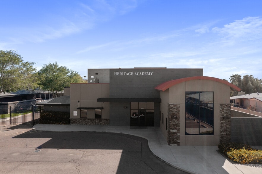 10215 N 43rd Ave, Phoenix, AZ for lease - Building Photo - Image 2 of 12