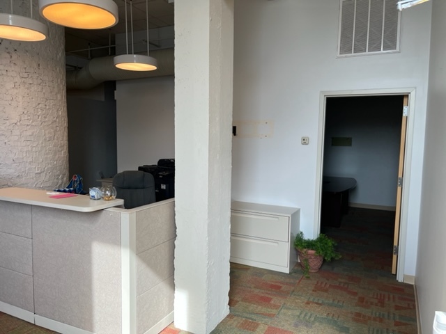 520-536 W 21st St, Norfolk, VA for lease - Interior Photo - Image 2 of 2