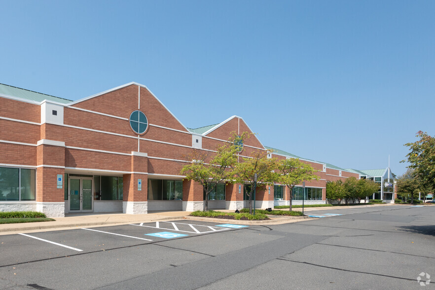 45745 Nokes Blvd, Dulles, VA for lease - Building Photo - Image 2 of 5