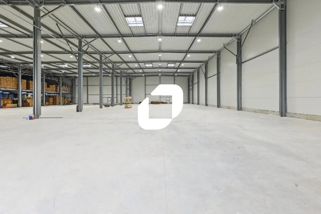 Vente Local d'activités 4 000 m² - Photo 1