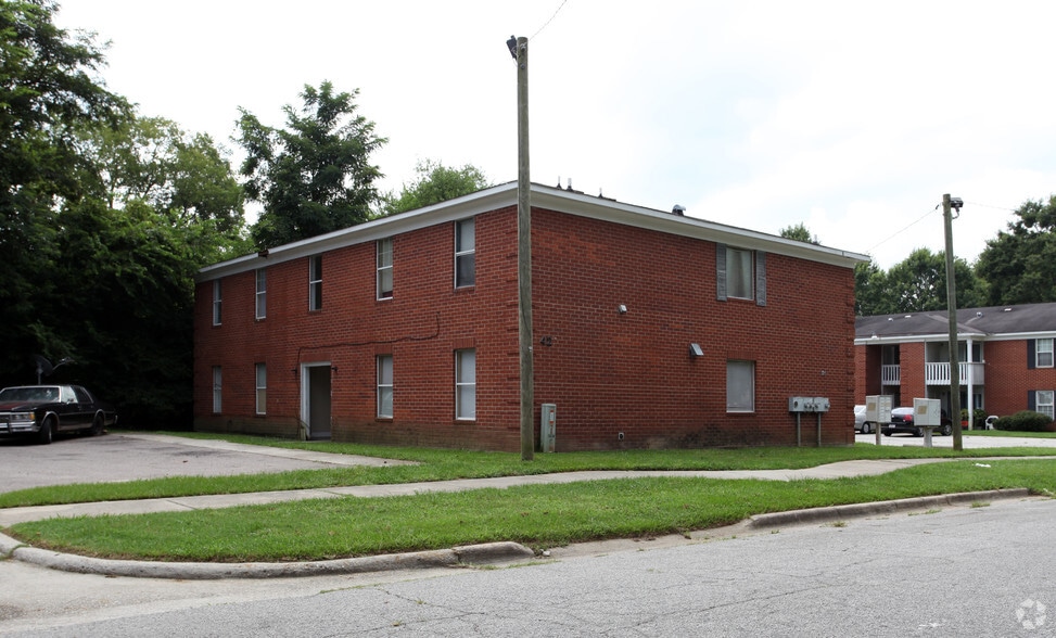 Augusta, GA 52u -Multifamily Portfolio portfolio of 12 properties for sale on LoopNet.com - Primary Photo - Image 1 of 15