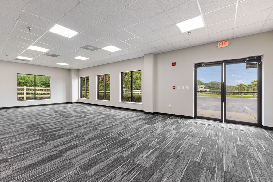 14748 W Colonial Dr, Winter Garden, FL for sale - Building Photo - Image 3 of 10