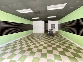 1001 S Broadway, Los Angeles, CA for lease Interior Photo- Image 2 of 2