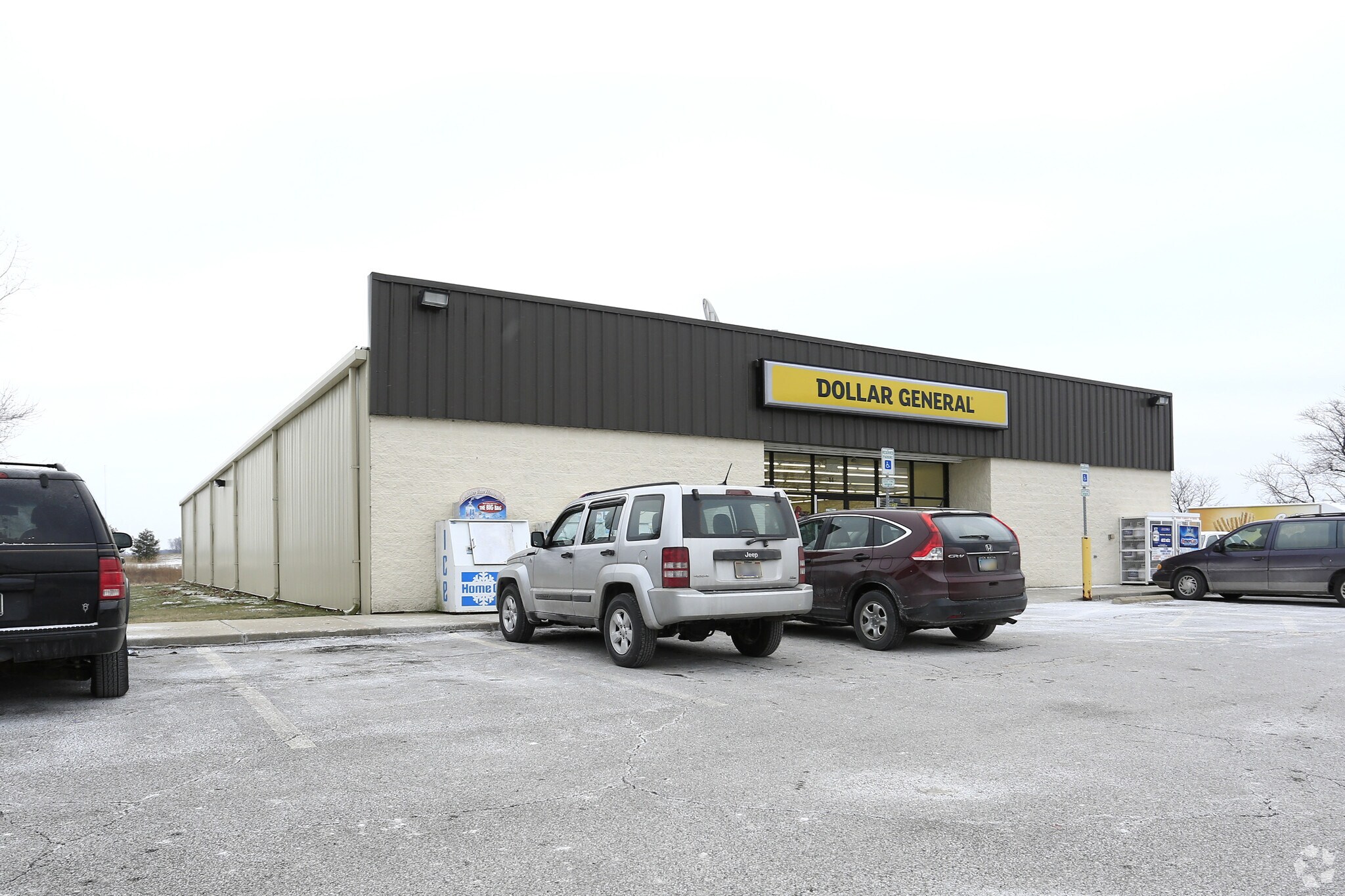 714 N Center St, LaGrange, OH for sale Primary Photo- Image 1 of 1