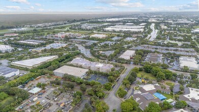 10300-10380 NW 53rd St, Sunrise, FL for lease Interior Photo- Image 2 of 16