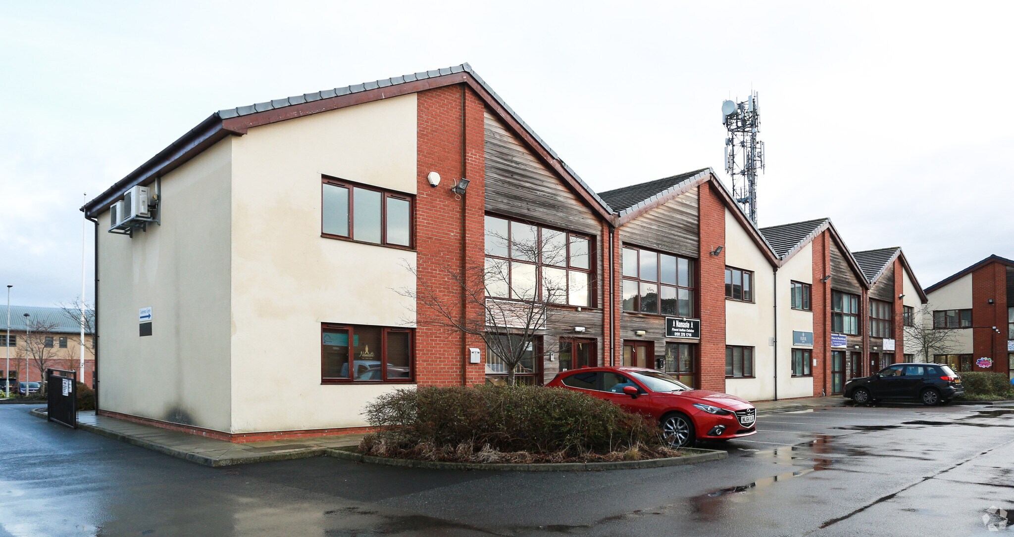 4 St. Johns Rd, Durham for sale Primary Photo- Image 1 of 1