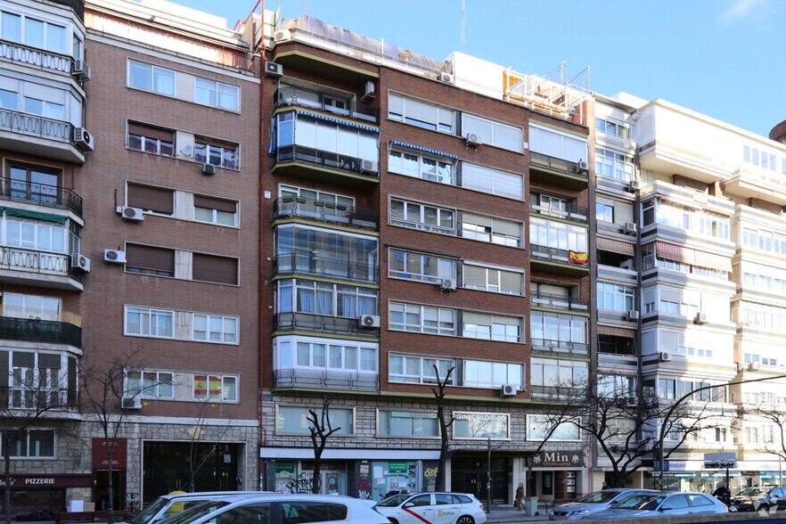 in Madrid, Madrid for sale - Primary Photo - Image 1 of 1