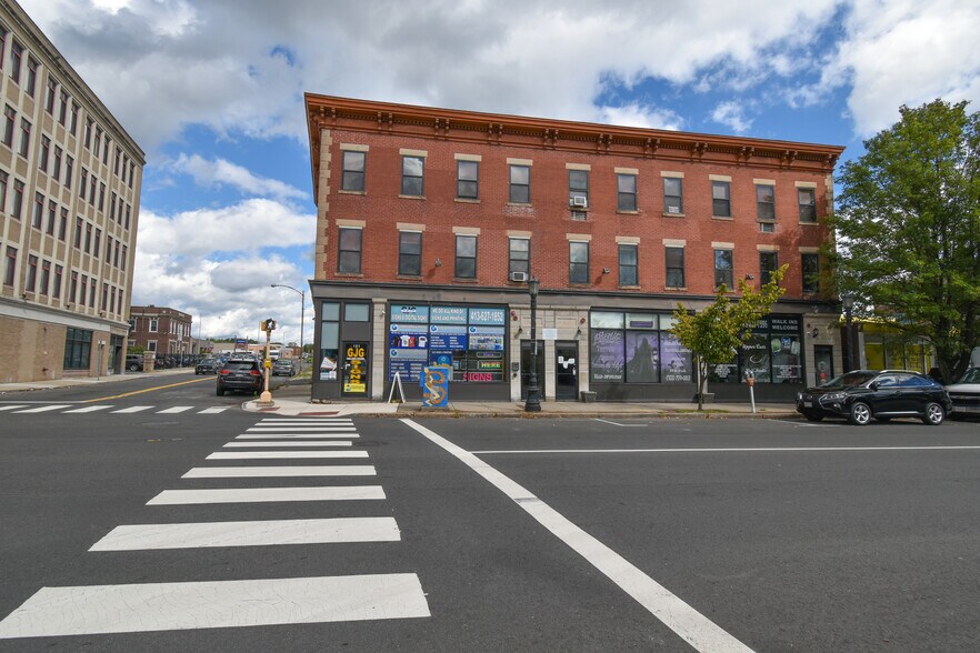 181-187 Chestnut St, Springfield, MA for sale - Building Photo - Image 1 of 1