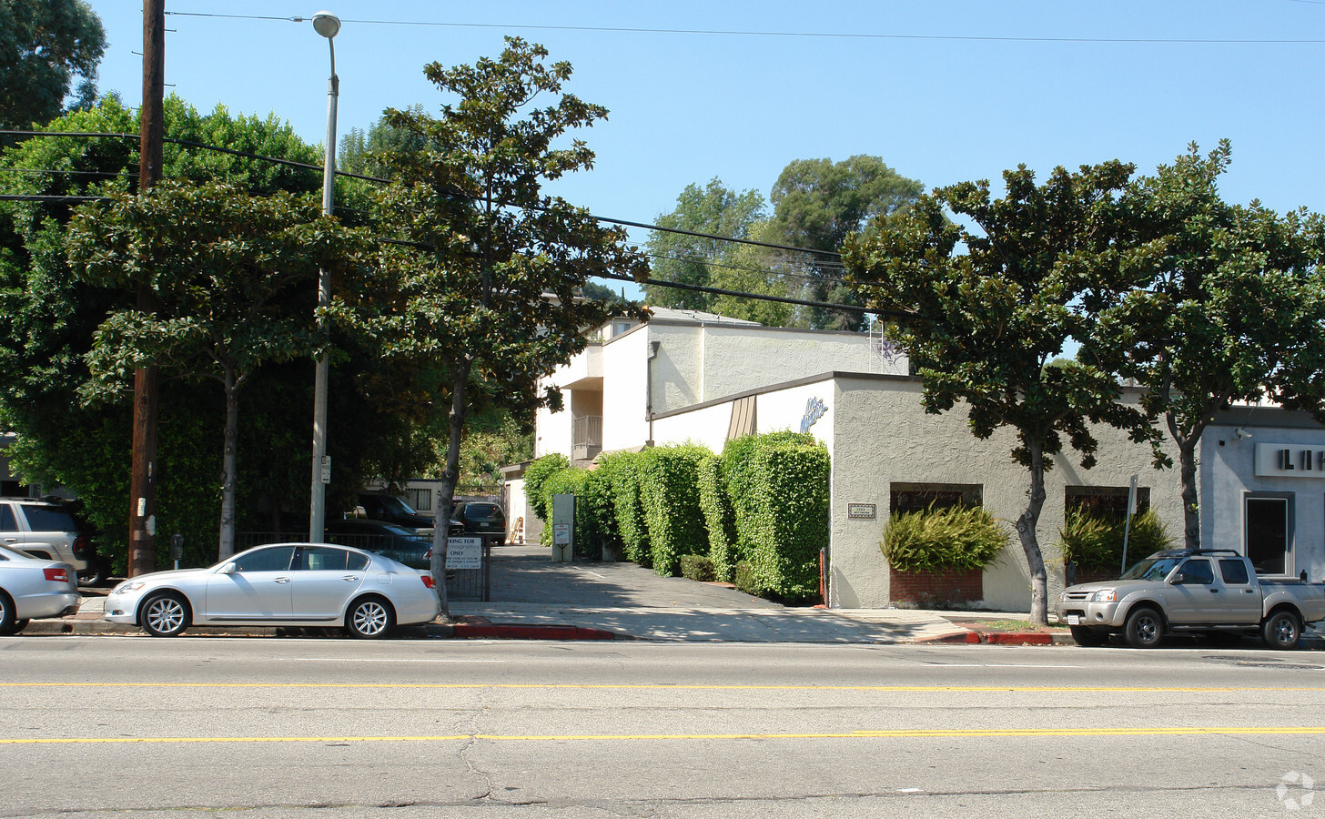 3765 Cahuenga Blvd, Studio City, CA 91604 | LoopNet