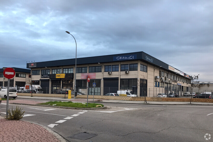 Industrial in Madrid, Madrid for lease - Primary Photo - Image 1 of 1