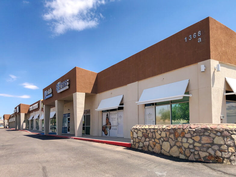 1368 N Zaragosa Rd, El Paso, TX for lease - Building Photo - Image 1 of 9