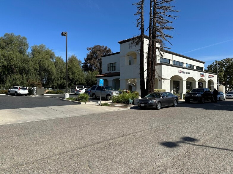 175 McMurray Rd, Buellton, CA for lease - Building Photo - Image 3 of 6
