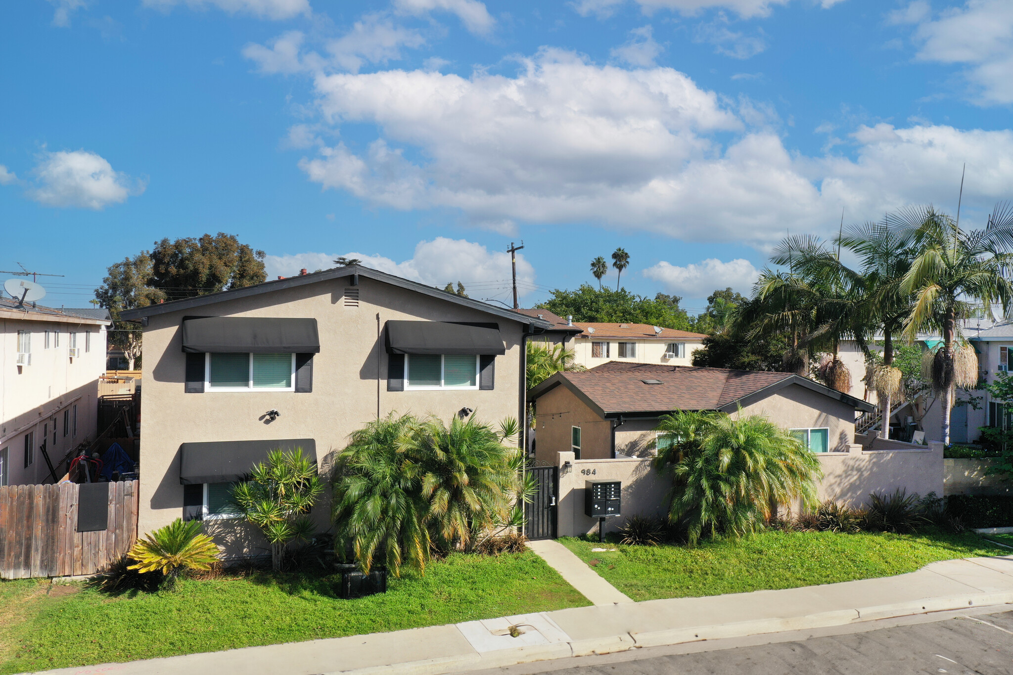 984 El Camino Dr, Costa Mesa, CA for sale Building Photo- Image 1 of 24