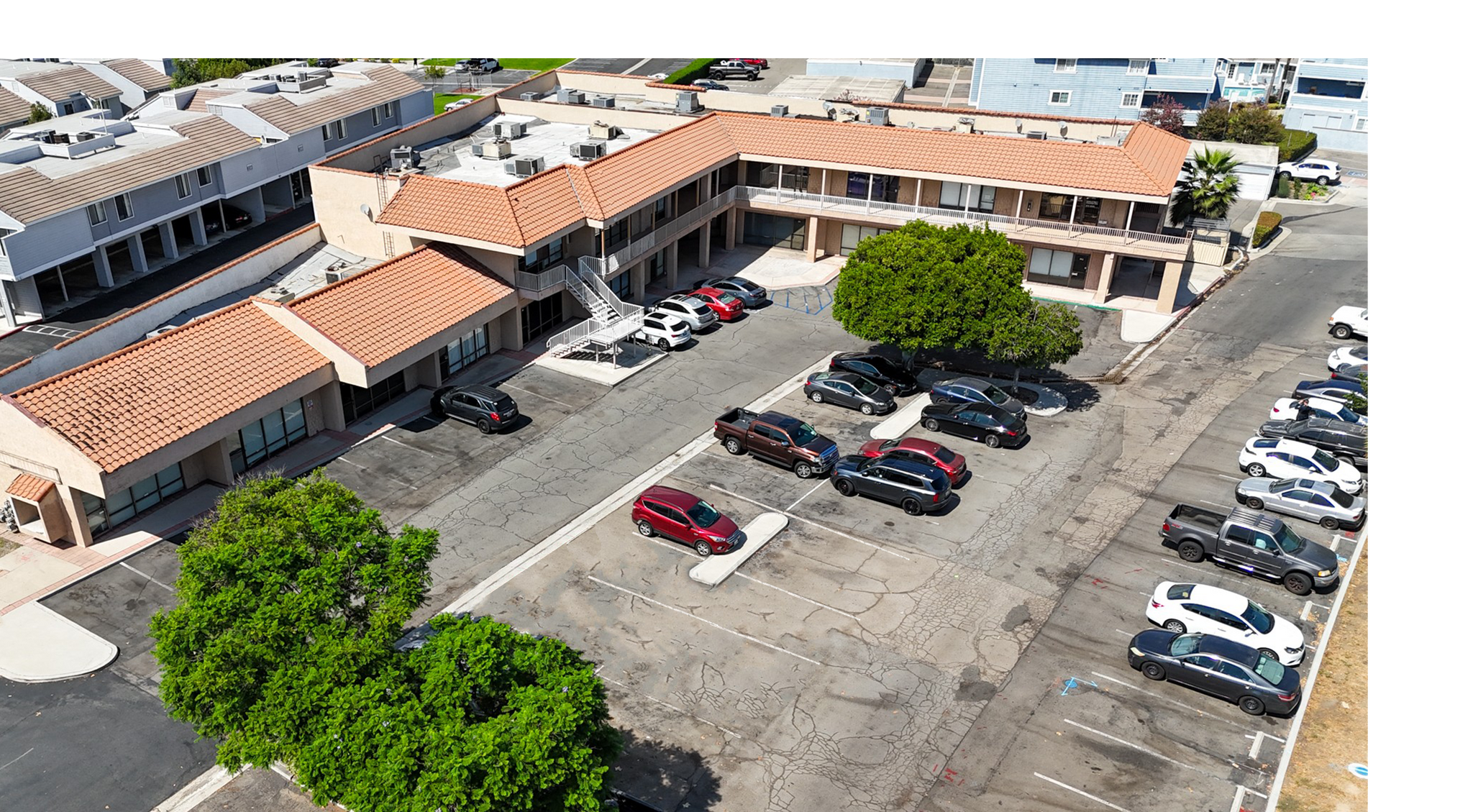 201-261 S Lakeview Ave, Placentia, CA for sale Building Photo- Image 1 of 1
