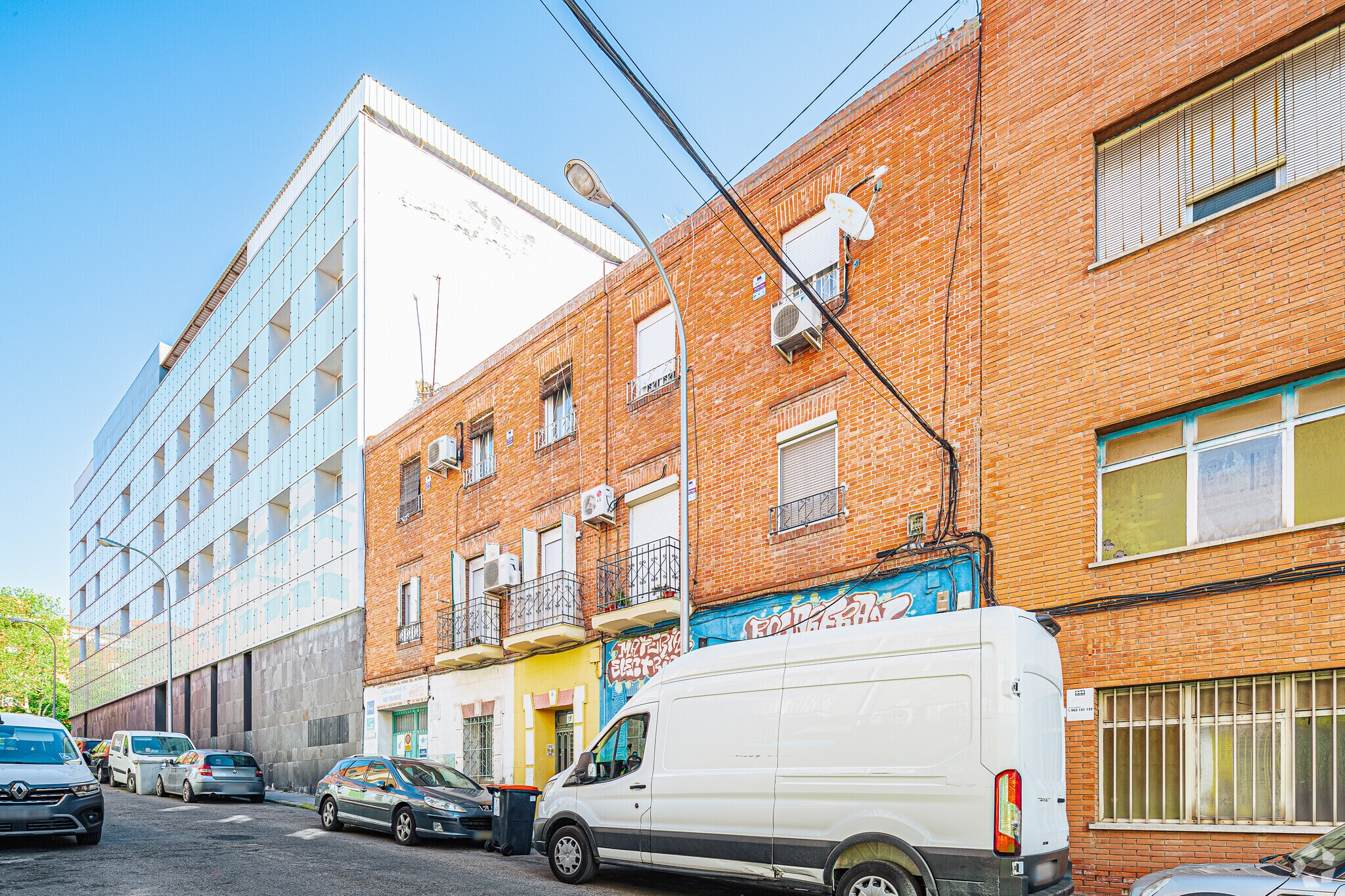 Calle Tracia, 7, Madrid, Madrid for sale Primary Photo- Image 1 of 1