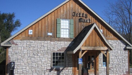 2557 E Cherry St, Springfield, MO for sale Primary Photo- Image 1 of 1