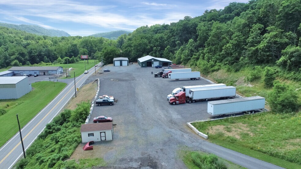 2 Richcreek Ridge Ln, Landisburg, PA for sale - Primary Photo - Image 1 of 1