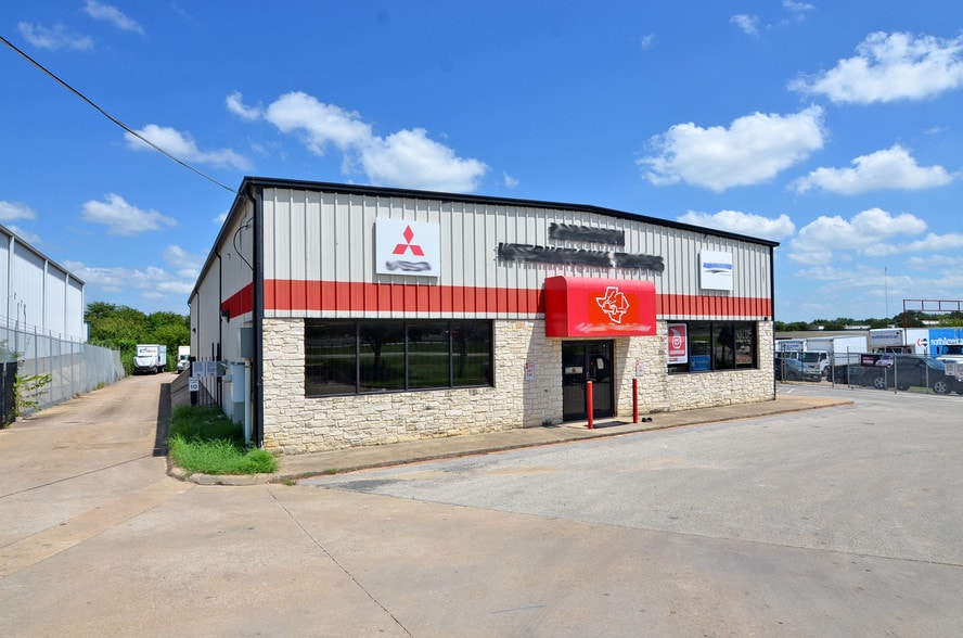 3301 N I-35, Round Rock, TX for lease - Building Photo - Image 1 of 9