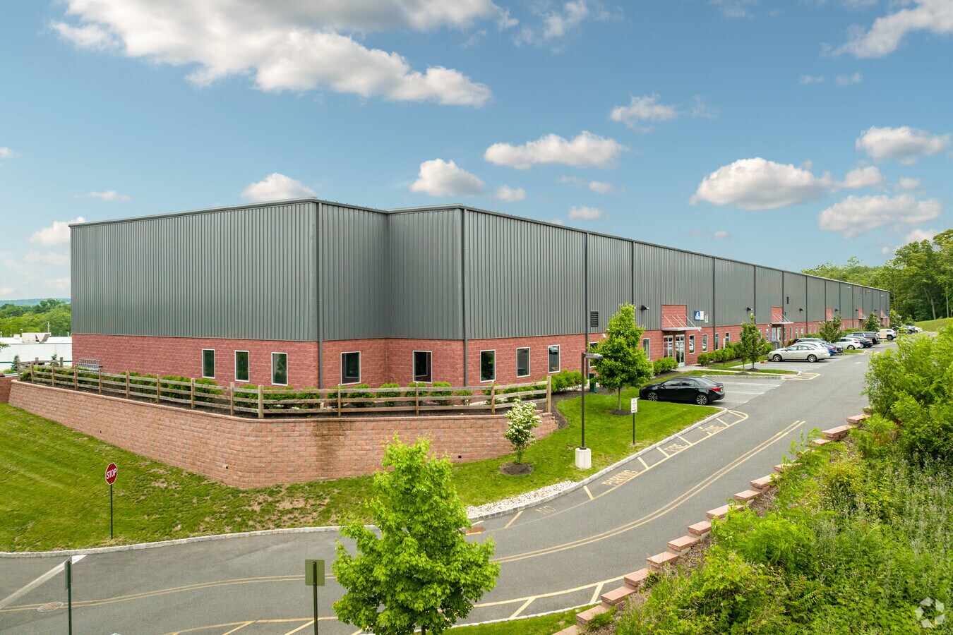 900 American Rd, Morris Plains, NJ 07950