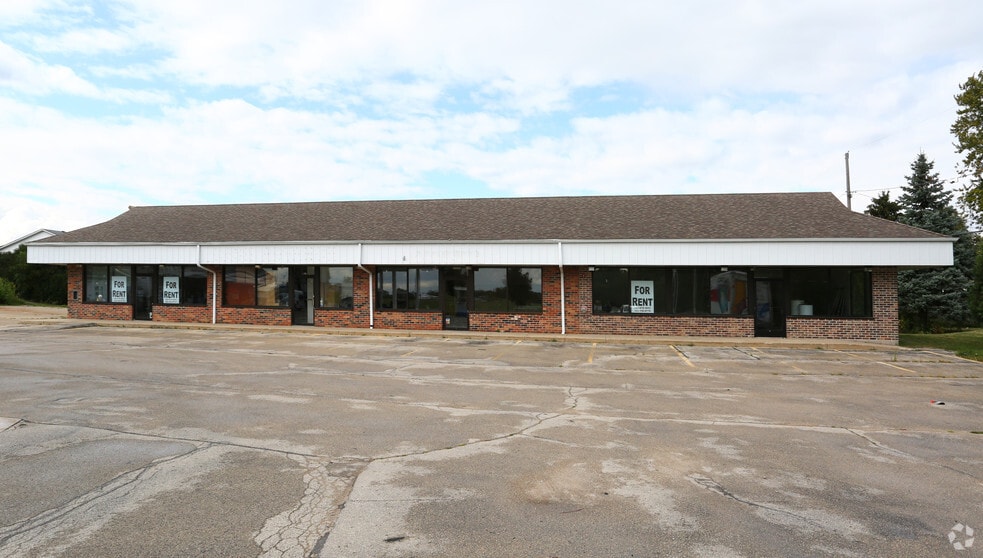 1350-1360 15th Ave, Union Grove, WI for sale - Building Photo - Image 2 of 3