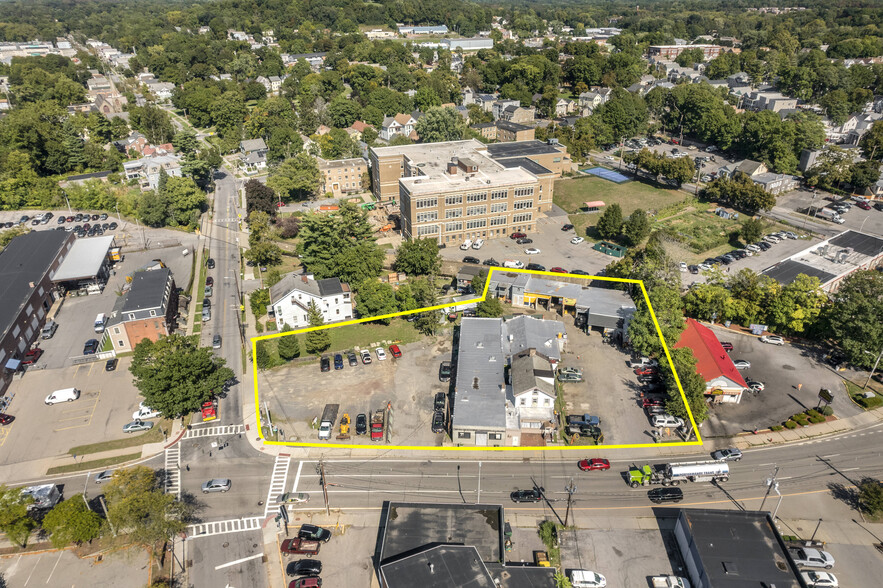 359 Mill St, Poughkeepsie, NY for sale - Building Photo - Image 1 of 5