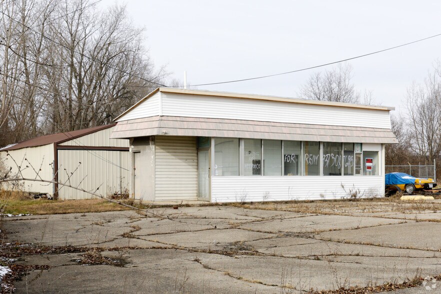 1235 S Rd, Springfield, OH 45505