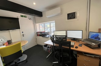 Latimer Rd, Latimer for lease Interior Photo- Image 2 of 3