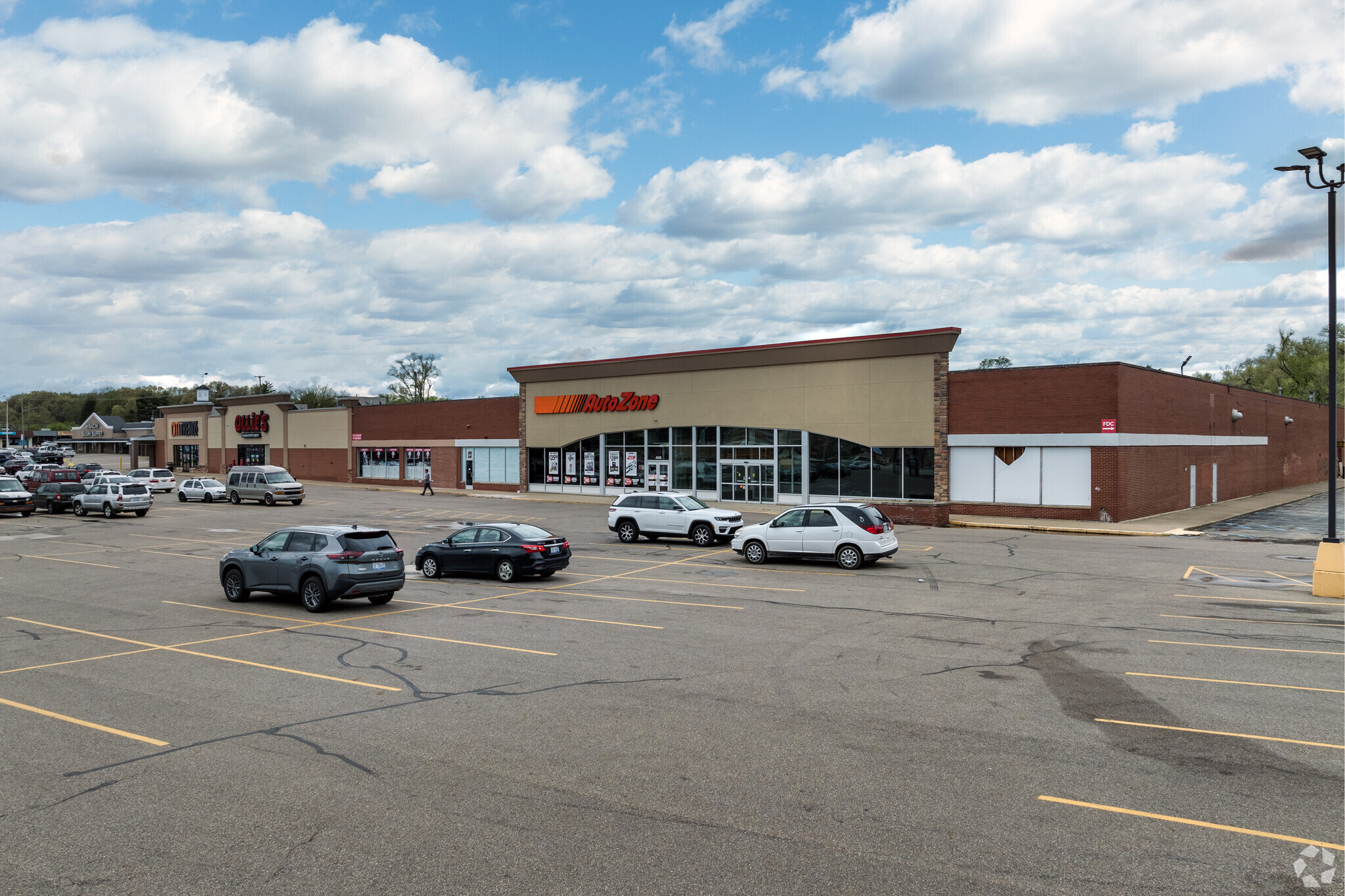 4425 S Westnedge Ave, Kalamazoo, MI for lease Primary Photo- Image 1 of 2