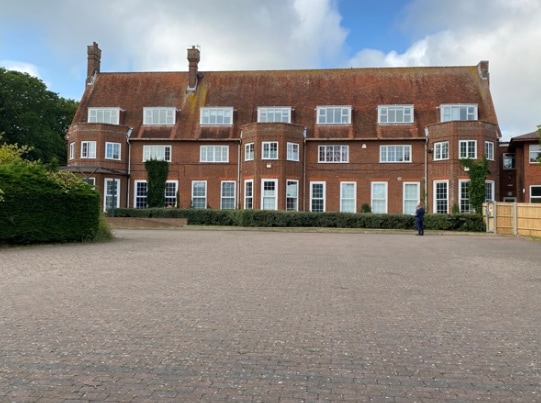 64 Firle Rd, Seaford for sale Primary Photo- Image 1 of 1