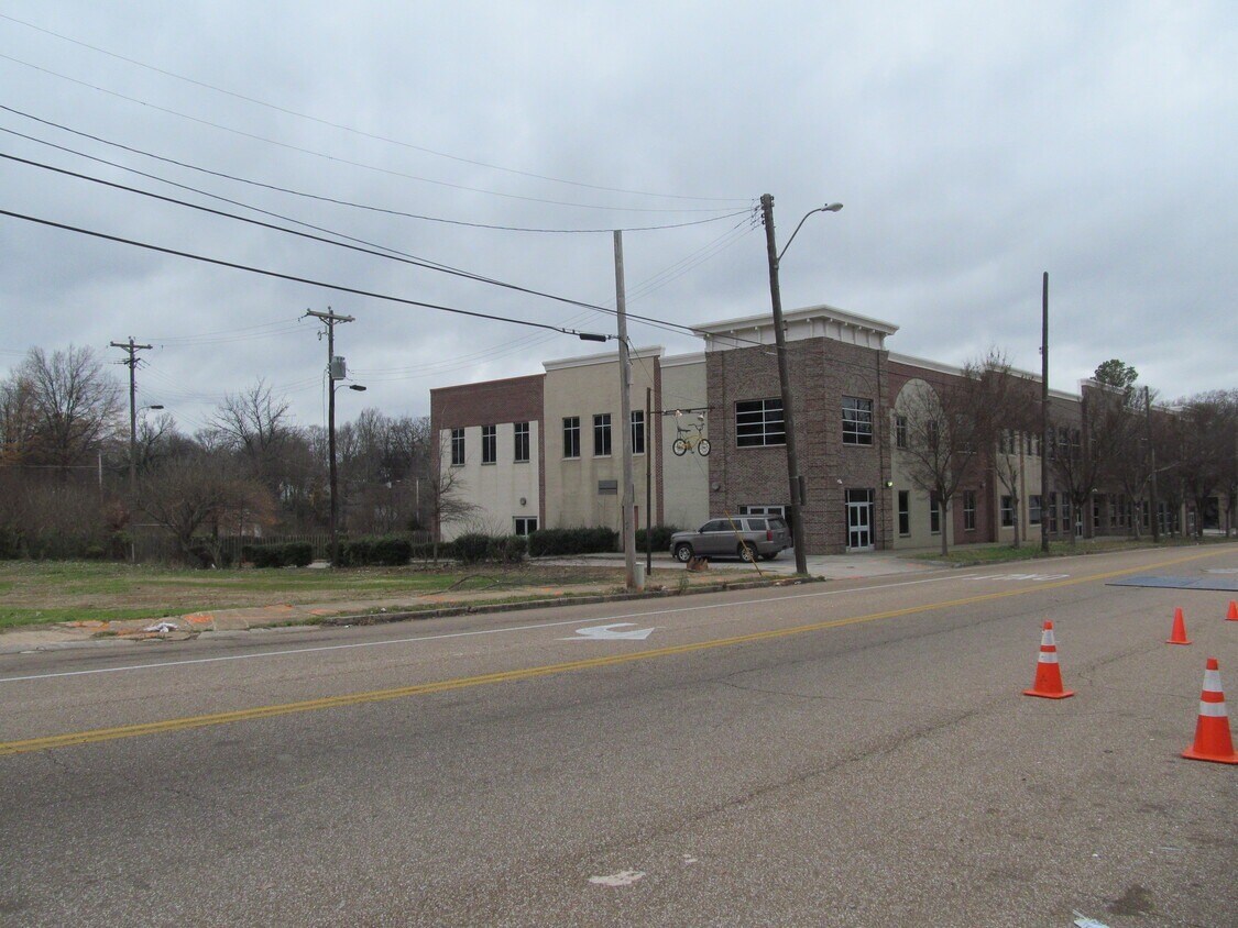 925 E McLemore Ave, Memphis, TN 38106 Land for Sale