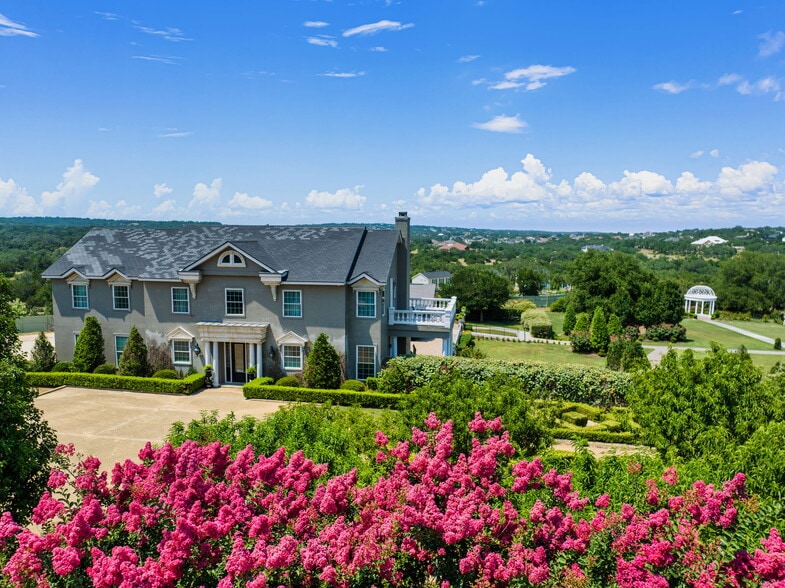 1470 S Cranes Mill Rd, New Braunfels, TX for sale - Building Photo - Image 2 of 84