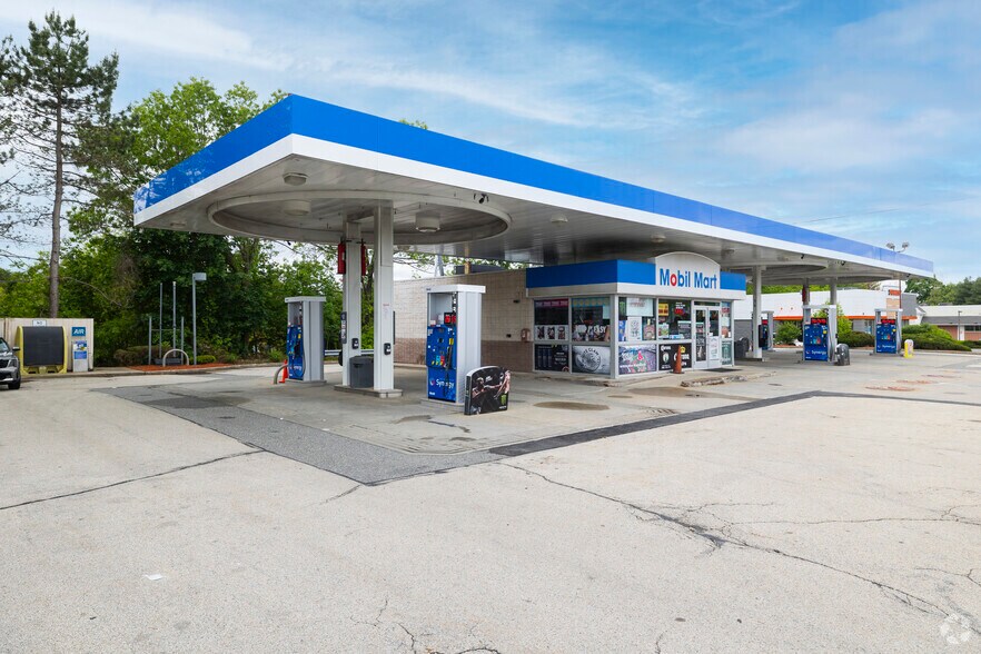 82 Derry St, Hudson, NH for sale - Primary Photo - Image 1 of 1