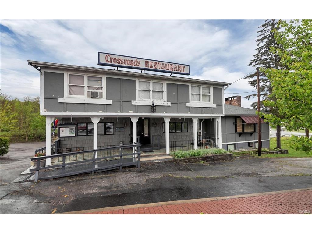 2215 NY-208, Montgomery, NY for sale Primary Photo- Image 1 of 1