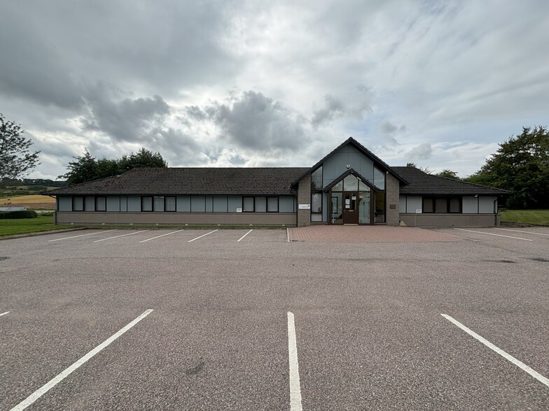 Steven Rd, Huntly for lease - Primary Photo - Image 1 of 8