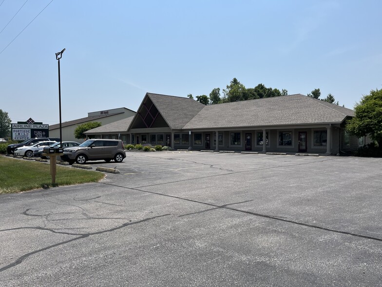 4765 Airline Rd, Muskegon, MI for lease - Building Photo - Image 1 of 11